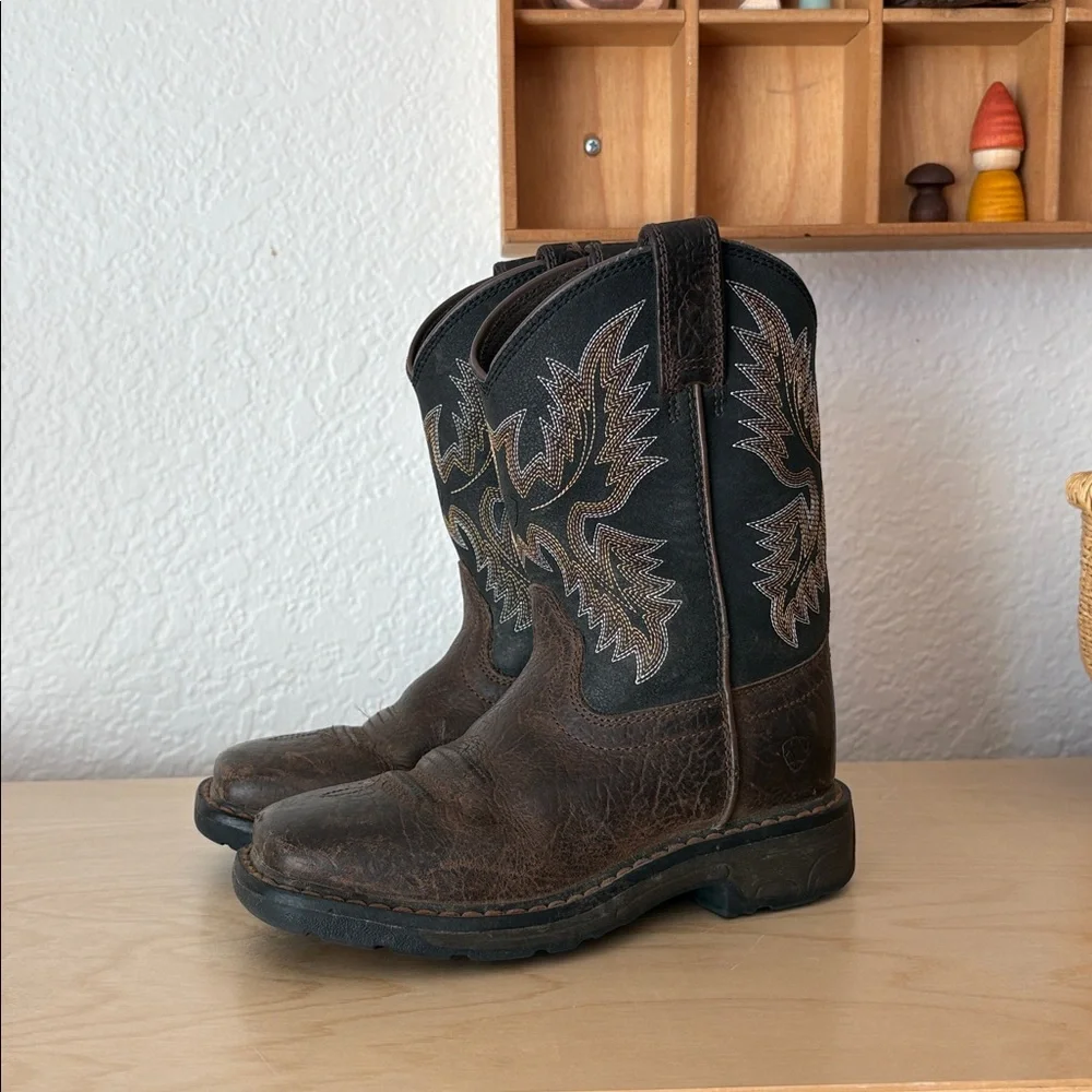 Ariat Youth Brown Workhog Bruin Western Boots Cowboy Square Toe Leather